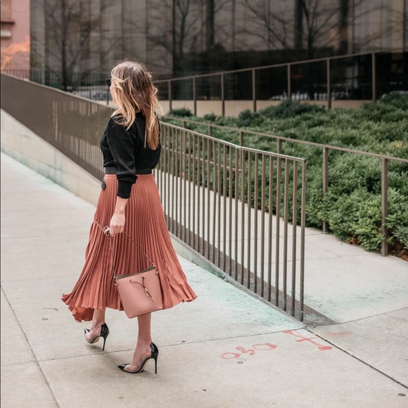 Blush mini bucket bag by Lauren Ralph Lauren - Picture 6 of 8